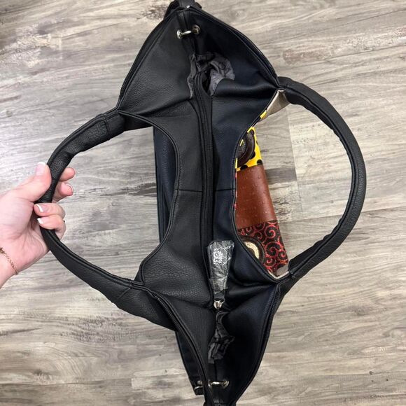 Betty Boop Shoulder Bag - Picture 5 of 8